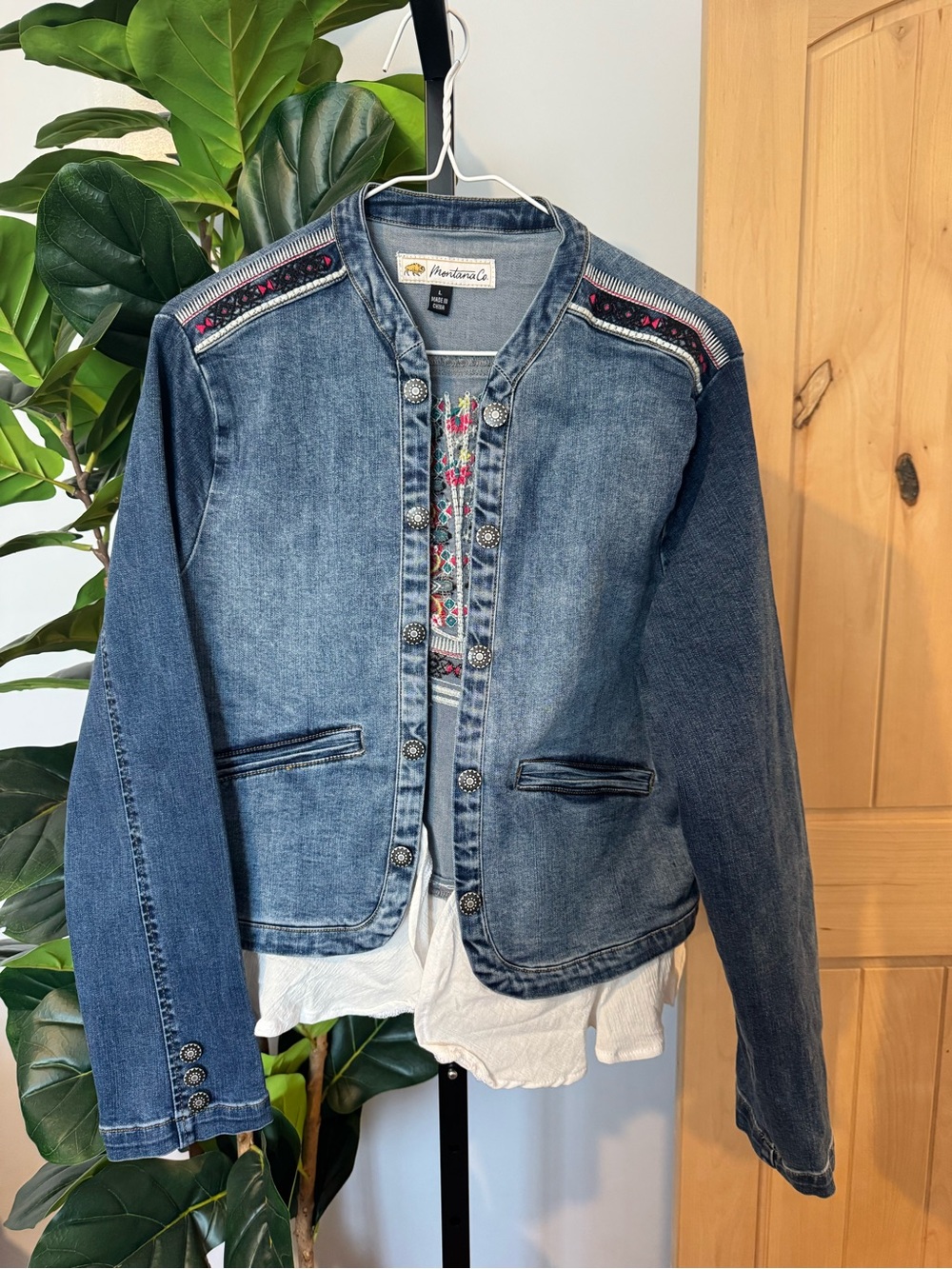 Montana Co Embroidered Blue Denim Jacket